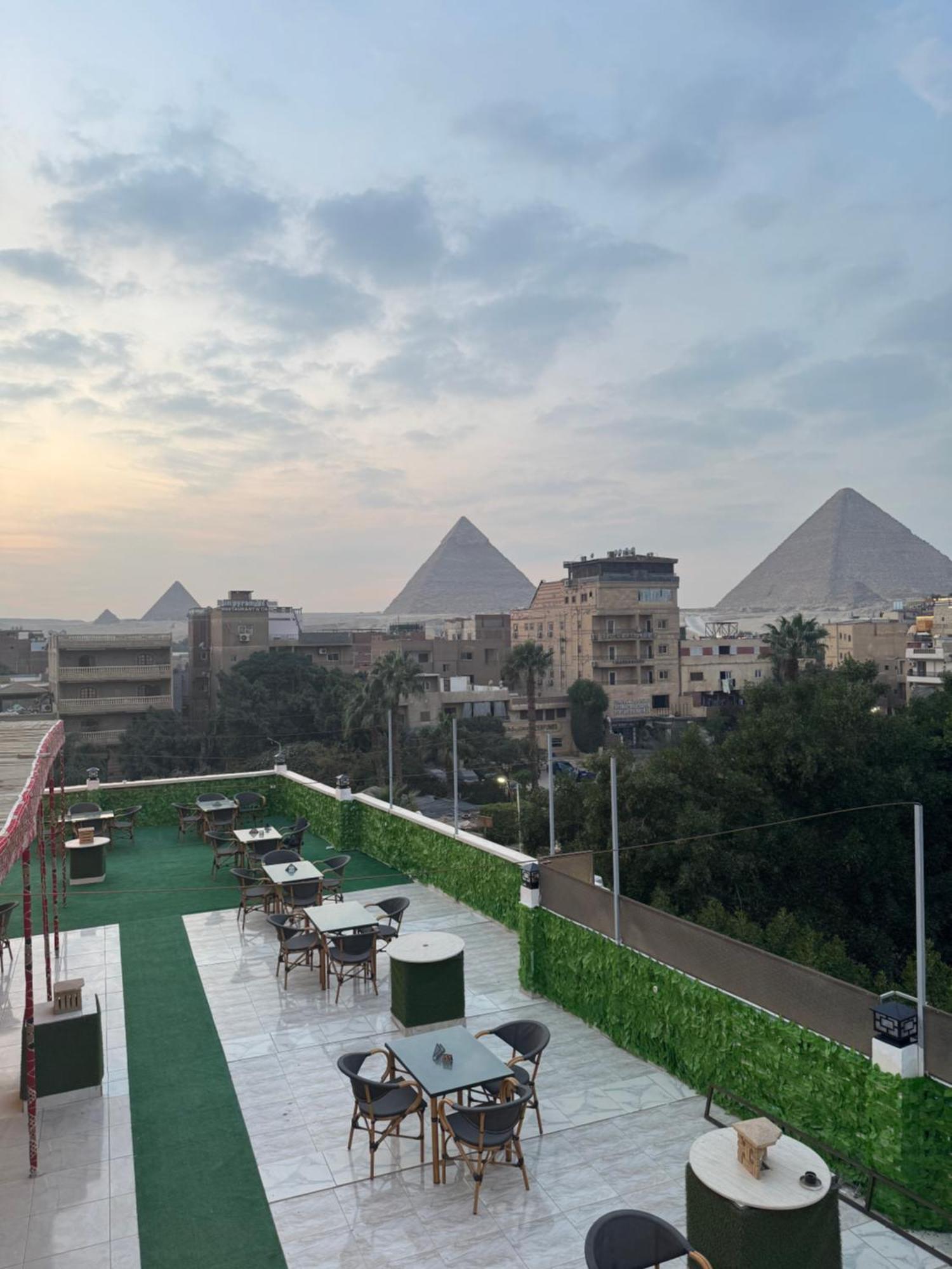 Guest house Nefertiti Pyramids View
